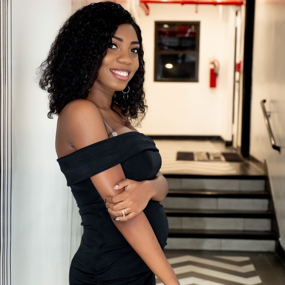 Meet your Posher, Nickisha